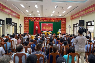 Bộ trưởng Bộ Kế hoạch và Đầu tư tiếp xúc cử tri tỉnh Quảng Trị
