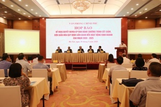 Cắt giảm, đơn giản hoá ít nhất 20% quy định trong kinh doanh trong 5 năm tới