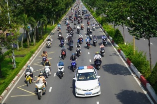 Thủ tướng: Người dân về quê là nhu cầu chính đáng, các địa phương cần đưa đón chu đáo