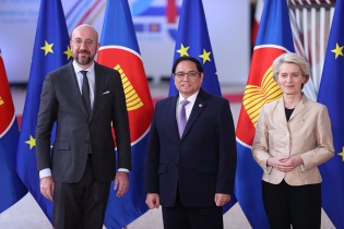 Thủ tướng Phạm Minh Chính tham dự Hội nghị Cấp cao kỷ niệm 45 năm quan hệ ASEAN - EU