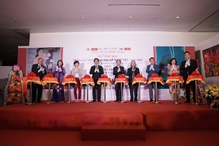 Tinh hoa mỹ thuật Việt - Hàn hội tụ tại Hà Nội