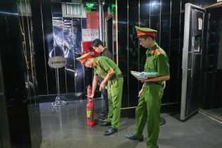 Định kỳ kiểm tra an toàn PCCC tại các cơ sở karaoke, vũ trường