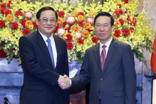 Việt Nam luôn sát cánh để Lào hoàn thành tốt các trọng trách quốc tế trong năm 2024