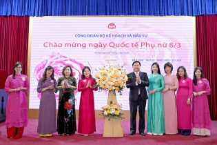 Bộ Kế hoạch và Đầu tư chào mừng ngày Quốc tế Phụ nữ 8/3