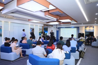 Doanh nghiệp Pháp hợp tác phát triển ngành hàng không vũ trụ, quốc phòng với Việt Nam