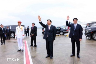 Tổng Bí thư, Chủ tịch nước Lào bắt đầu thăm cấp Nhà nước tới Việt Nam