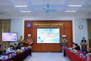 Xây dựng và hoàn thiện pháp luật vì mục tiêu phát triển bền vững