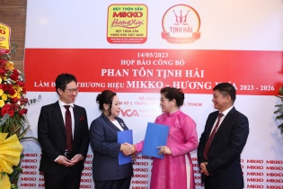 Nghệ nhân Phan Tôn Tịnh Hải làm đại sứ thương hiệu toàn cầu của Mikko - Hương Xưa