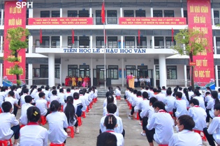 Thêm trường ở Hà Nội ngăn cản học sinh thi lớp 10
