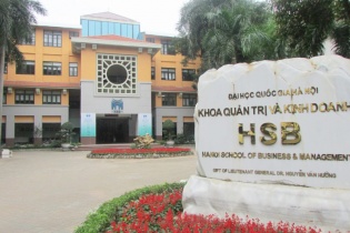 Bộ “tuýt còi”, trường đại học rút quy định không tuyển thí sinh thấp, lùn