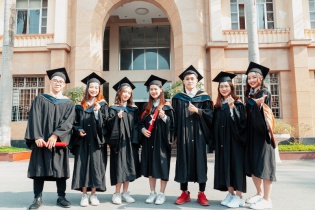 Điểm đầu vào Học viện Ngân hàng 2024: Học bạ đạt 29,9 điểm mới đỗ
