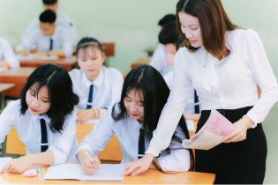 Xây dựng quy định mới về chế độ làm việc đối với giáo viên phổ thông