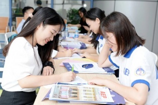 Năm 2025, Trường đại học Kinh tế Quốc dân tuyển sinh bằng kết quả thi tốt nghiệp còn 15% 