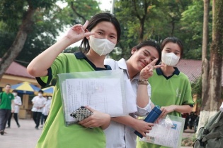 Phân hoá rõ rệt điểm vào 10: Đạt 8,25 điểm/môn vẫn trượt, trường đạt 3,6 điểm/môn lại đỗ