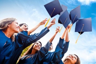 Hungary đã đào tạo cho Việt Nam hơn 4.000 du học sinh