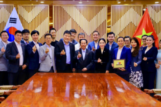 Hiệp hội Thương mại Hàn Quốc tại Việt Nam làm việc với Tập đoàn KN Holdings