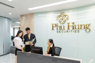 Thị trường chưa thuận lợi, Chứng khoán Phú Hưng rút hồ sơ niêm yết HoSE