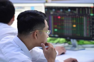 Góc nhìn TTCK tuần 12-16/8: Cần một nhịp điều chỉnh nữa để tạo đáy hai