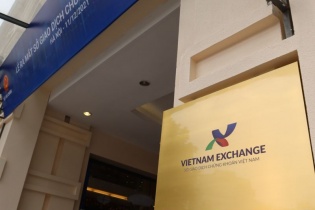 Sở Giao dịch chứng khoán Việt Nam thu 1.746 tỷ đồng trong 9 tháng