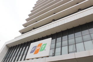 Lợi nhuận của FPT tăng 10% trong 6 tháng đầu năm