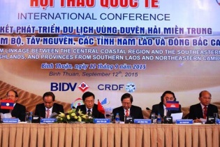 "Không thể liên kết, khai thác tiềm năng du lịch chỉ dựa vào mấy sân bay"