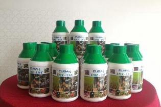 Hoàng Long Việt giới thiệu phân hữu cơ vi sinh tại Vietnam Farm Expo 2015