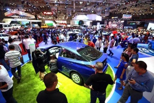 Gần 2.500 xe được tiêu thụ tại VietnamMotor Show 2015