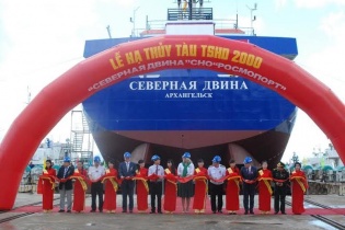 Tổng Công ty Sông Thu hạ Thủy thành công tàu Tàu Công trình cho đối tác Nga