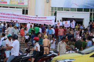 Vì sao hàng trăm cán bộ nhân viên BigC Đà Nẵng phản ứng chủ tòa nhà Vĩnh Trung Plaza