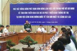 TP.HCM tìm giải pháp nâng cấp, mở rộng Sân bay Tân Sơn Nhất và cảng Cát Lái