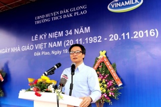 Vinamilk tiên phong đưa Sữa học đường lên Đắk Nông