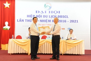 Ông Trần Việt Phường tái đắc cử Chủ tịch Hiệp hội du lịch Đồng bằng sông Cửu Long.