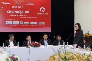 Ấm áp những tấm lòng Ngày Chủ nhật đỏ