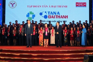 Tân Á Đại Thành nhận giải thưởng Thương hiệu mạnh Việt Nam lần thứ 7