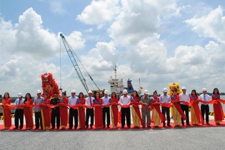 Vinalines Hậu Giang khánh thành cầu cảng số 1- 20.000 DWT