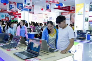 Nguyễn Kim khởi động chiến dịch chăm sóc gia đình mùa hè