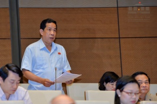 Đại biểu Quốc hội: Bất an vì "làm 1 đồng, xài 3 đồng"
