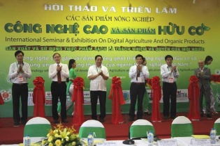 Khai mạc Triển lãm nông nghiệp công nghệ cao và sản phẩm hữu cơ 2017