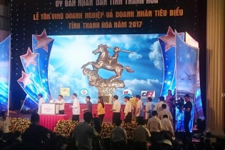 Thanh Hóa: Lễ tôn vinh doanh nhân không có văn nghệ chào mừng, thay bằng chương trình ủng hộ đồng bào lũ lụt