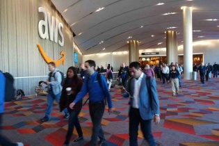 AWS phát triển nhiều sản phẩm cho khối khách hàng doanh nghiệp