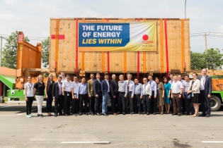 First Solar lắp đặt thiết bị sản xuất tấm mô-đun năng lượng mặt trời