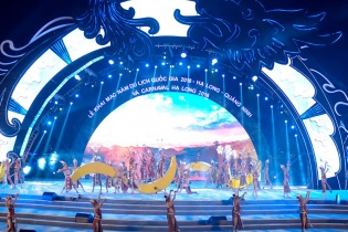 Hoành tráng đêm Carnaval Hạ Long 2018