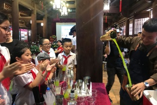 Tưng bừng trại hè cho thiếu nhi tại Văn Miếu – Quốc Tử Giám