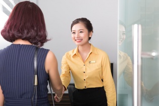 Tạo thói quen bền vững, khách hàng và ngân hàng đều có lợi