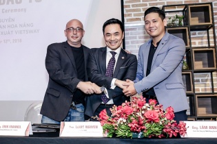 Chủ tịch SAM ký thoả thuận đầu tư 10 tỷ đồng vào Hoa Nắng