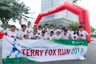 Gần 700 nhân viên và đại lý Manulife Việt Nam tham gia Chương trình chạy bộ từ thiện Terry Fox 2018