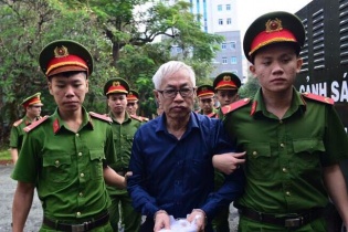 Vũ "nhôm" và Trần Phương Bình gây thất thoát tiền tại DongA Bank ra sao?