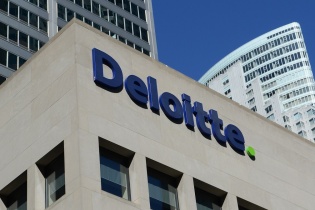 Deloitte Việt Nam nhận chứng chỉ toàn cầu về bình đẳng giới