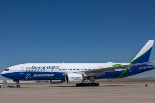 Boeing lần đầu tiên đưa Boeing 777 vào bay kiểm thử