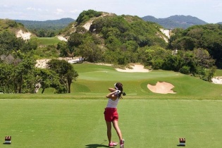 The Bluffs Hồ Tràm Strip được vinh danh vì đóng góp phát triển golf tại Việt Nam